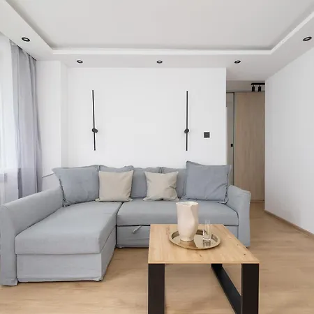 With Balcony - Lobzowska 57 Street Apartment Krakow