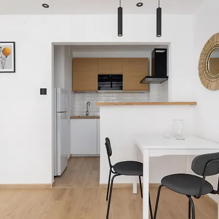 Apartment With Balcony - Lobzowska 57 Street